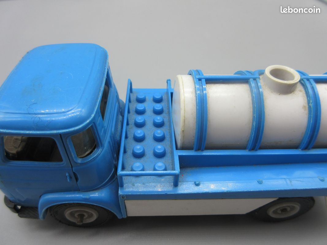 Norev saviem camion brasserie et citerne à lait • EUR 42,00
