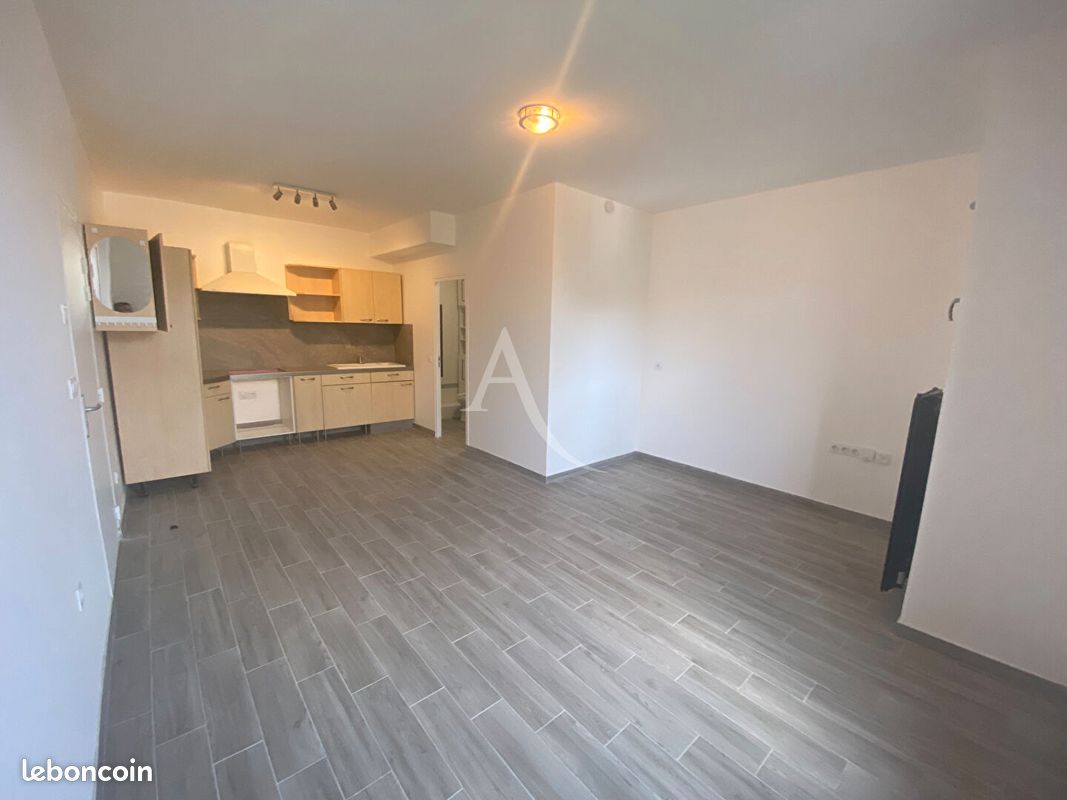 Appartement 1 pièce 29 m² · à Le Bourget · 29 m² · 780 €