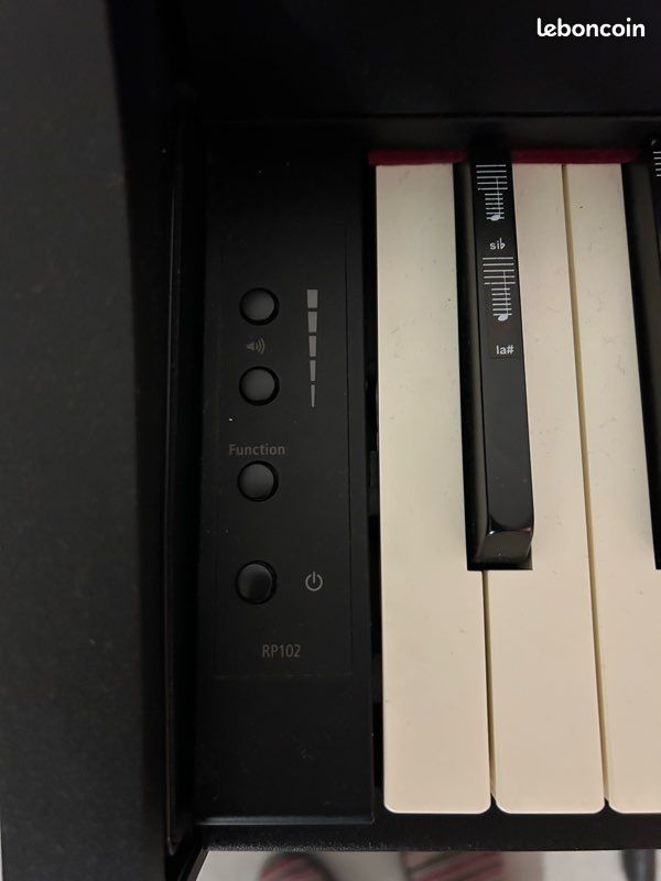 Piano Roland + banquette (image 5)