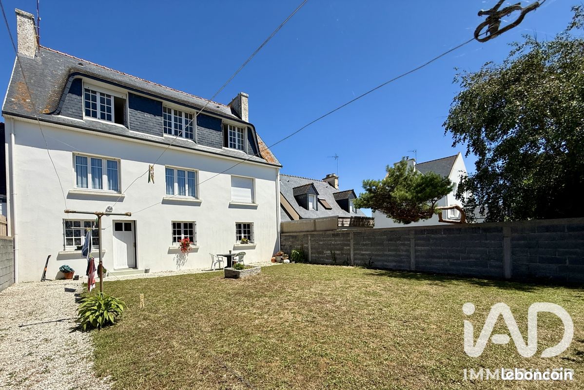 Maison 9 pièces 160 m² · à Treffiagat · 160 m² · 298 000 €