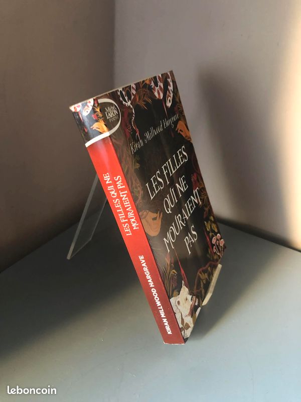 Livre "Les filles qui ne mouraient pas" de Kiran Millwood Hargrave (image 5)