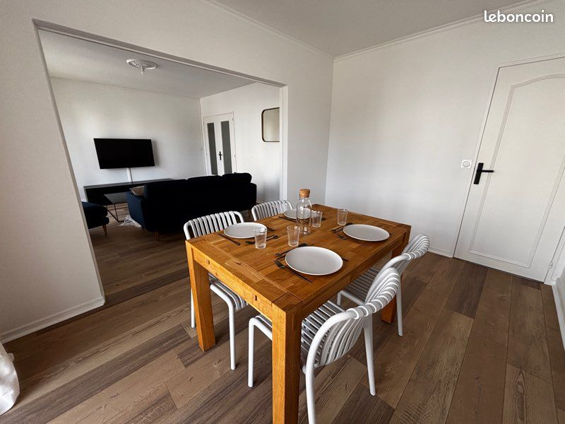 Appartement 5 pièces 31 m² · à Laval · 31 m² · 360 €
