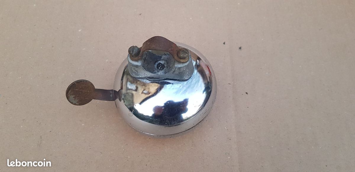 ANCIENNE SONNETTE MOBYLETTE PEUGEOT velo EUR 5,00 - FR