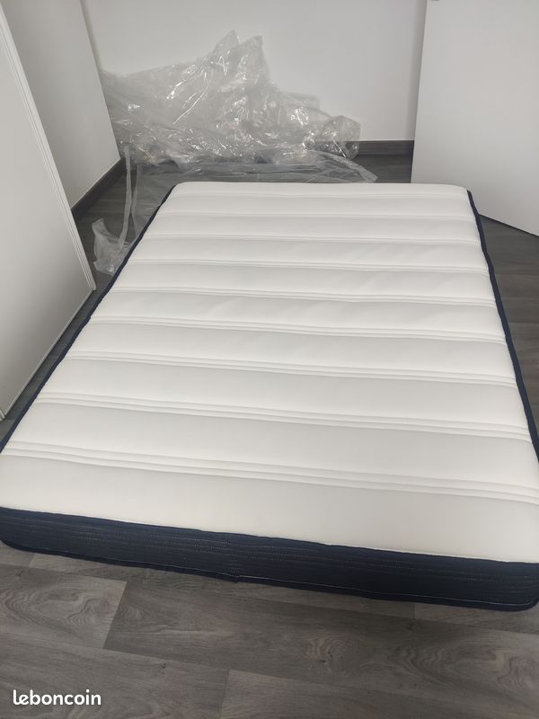 Matelas 140 × 190 cm – Neuf – Excellent confort – URGENT (image 1)