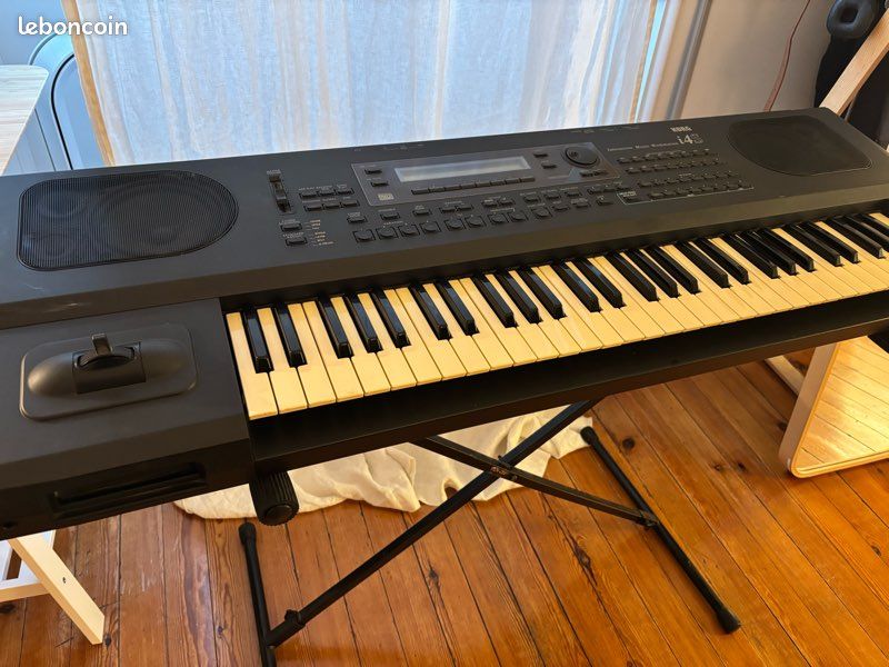 Synthétiseur KORG i4S (image 2)