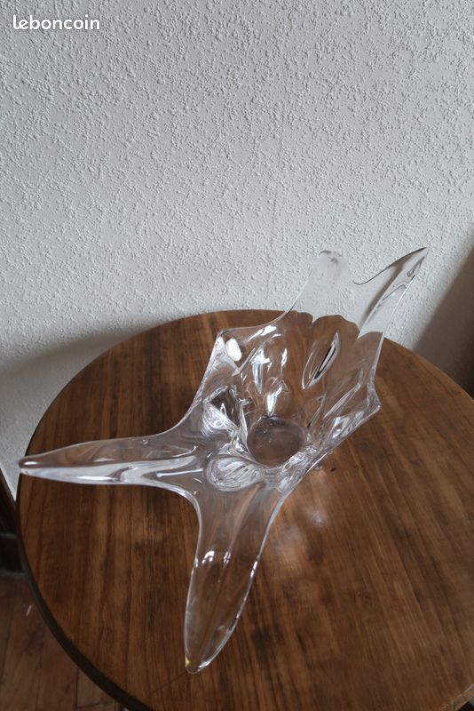 MAGNIFIQUE COUPE SUR pied Cristal forme ballon ciselée ancienne EUR 15