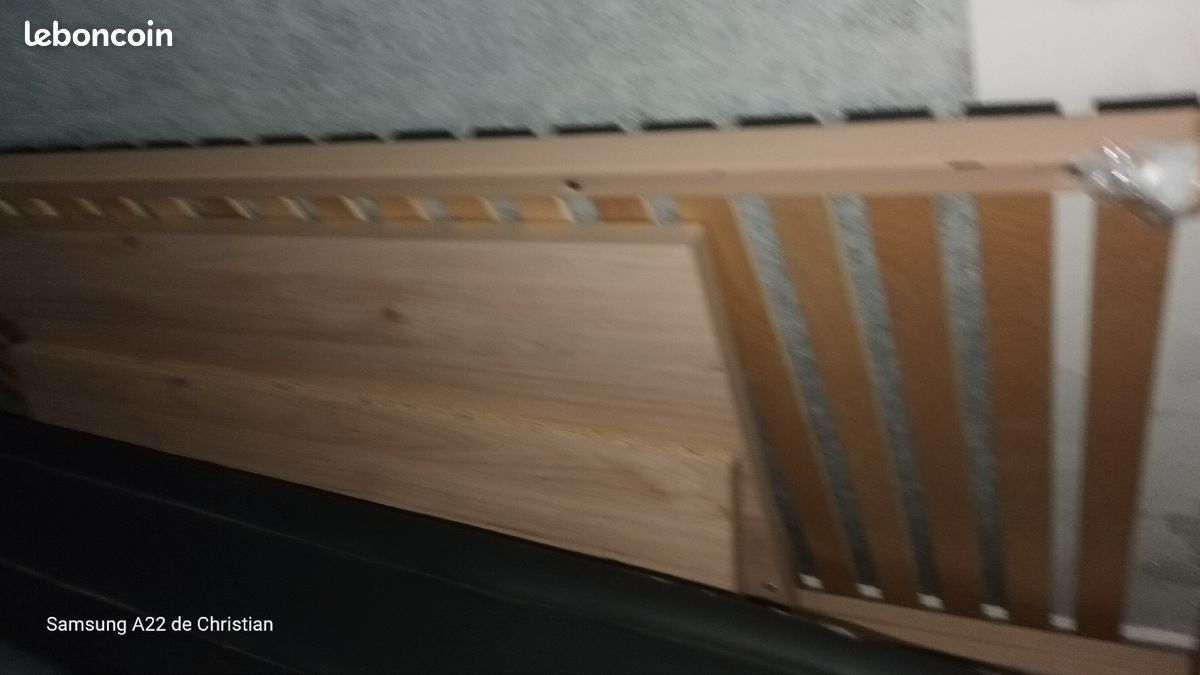 Lit 1 personne sommier et matelas (image 1)
