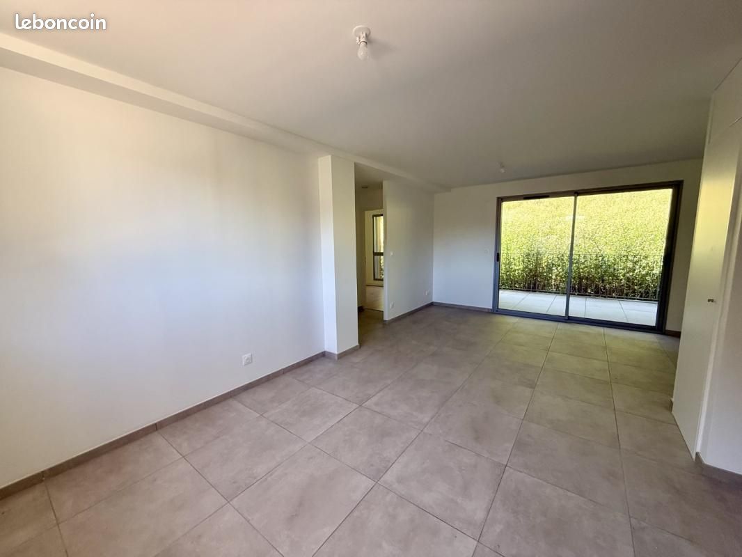 Appartement 3 pièces 60 m² · à Espaly-Saint-Marcel · 60 m² · 830 €/mois