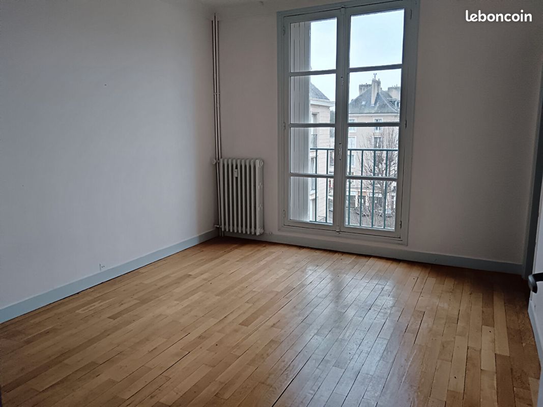Appartement 4 pièces 88 m² · à Caen · 88 m² · 890 €