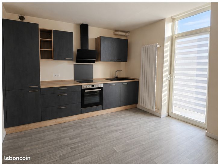 Appartement 3 pièces 81 m² · à Puttelange-aux-Lacs · 81 m² · 660 €