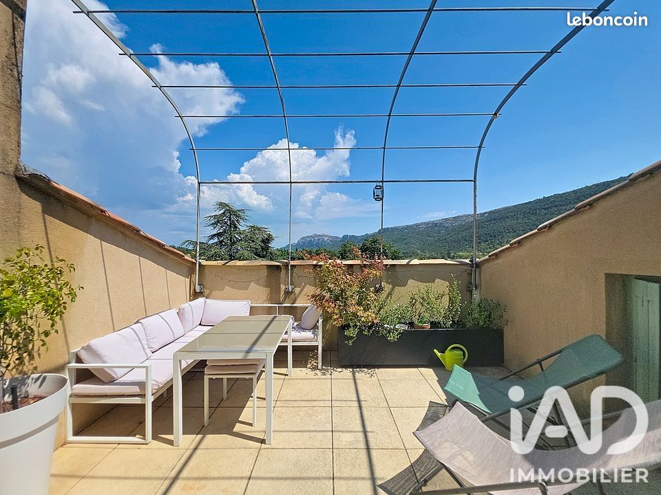 Appartement 4 pièces 88 m² · à Plan-d'Aups-Sainte-Baume · 88 m² · 265 000 €