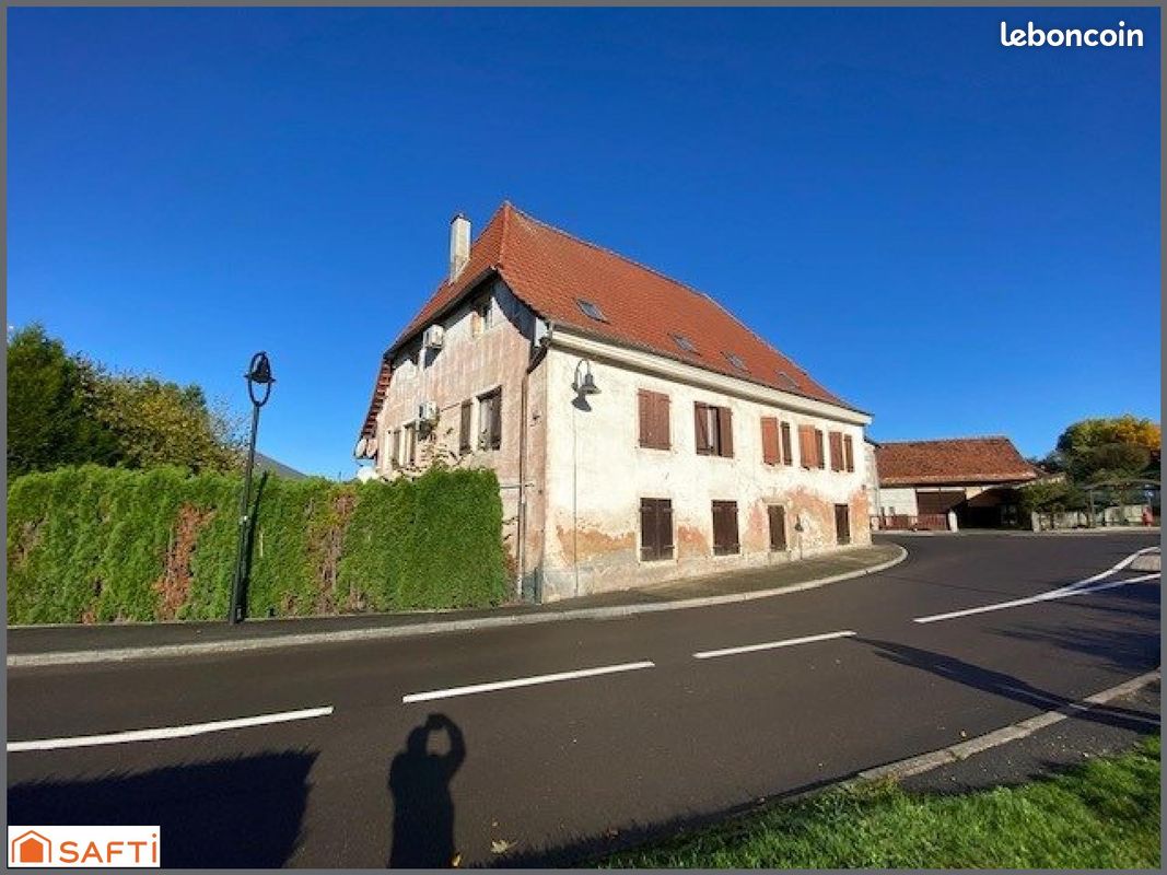 Immeuble 325 m² · à Faverois · 325 m² · 219 000 €