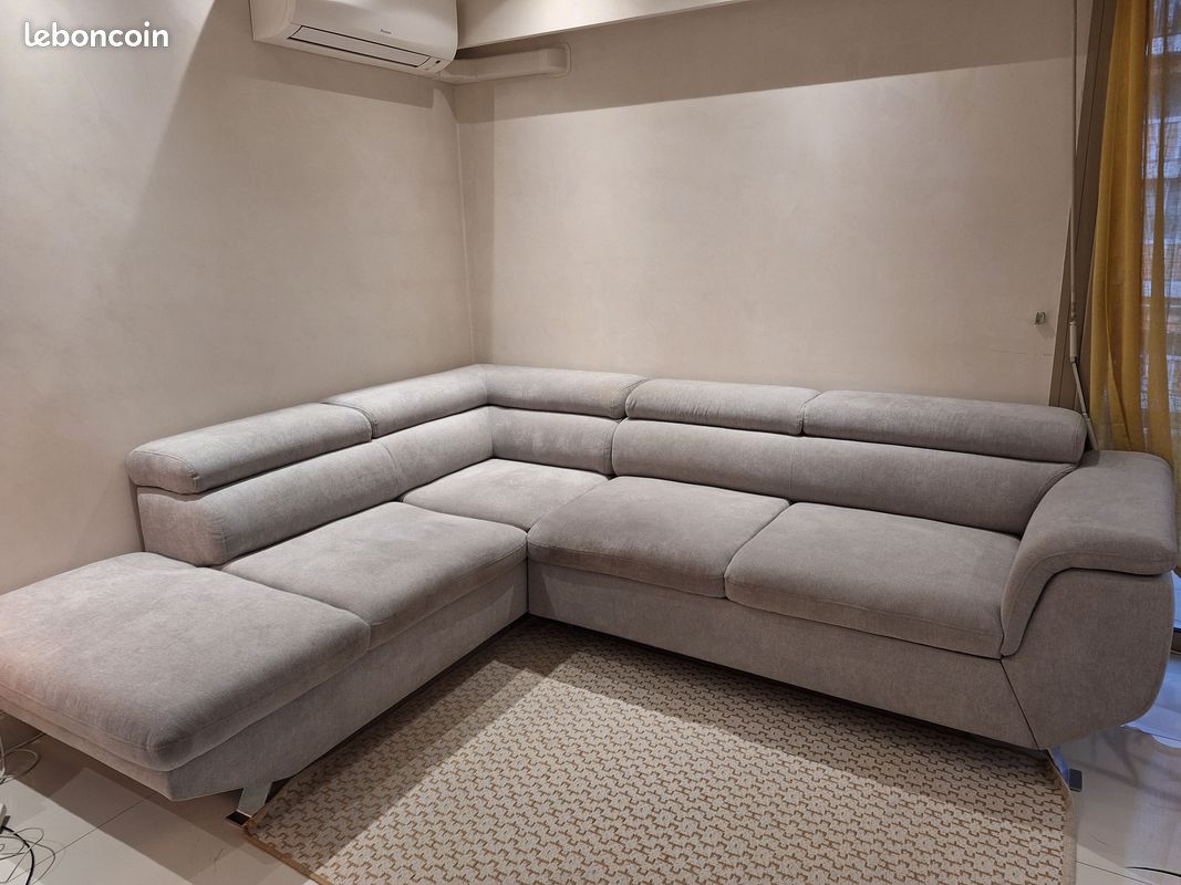 Grand canapé d angle gris clair convertible (image 1)