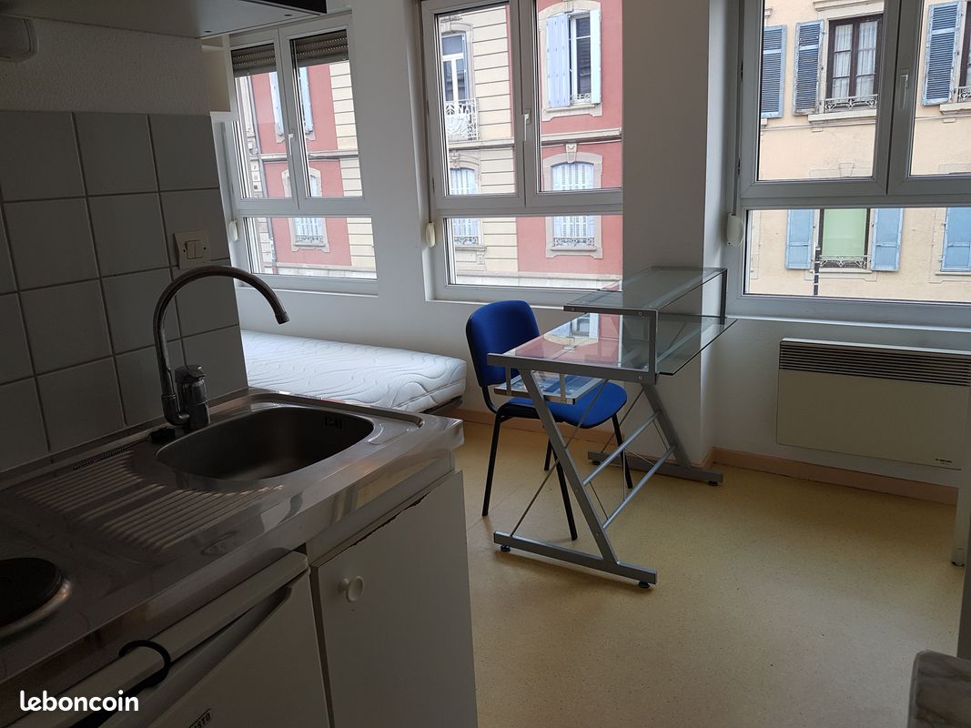 Appartement 1 pièce 16 m² · à Belfort · 16,4 m² · 315 €