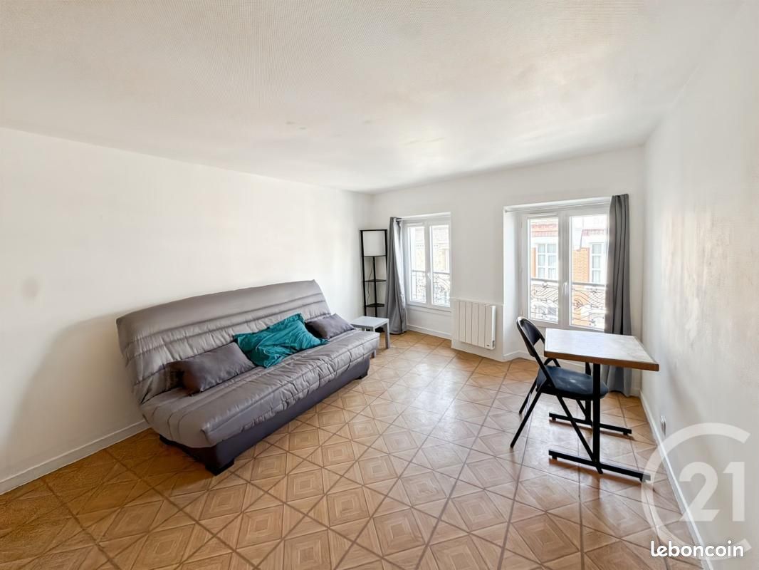 Appartement 1 pièce 23 m² · à Villejuif · 23 m² · 700 €