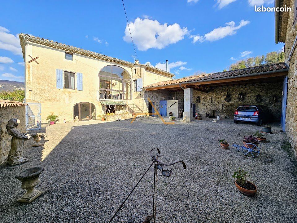 Maison 5 pièces 500 m² · à Pont-de-Barret · 500 m² · 486 000 €