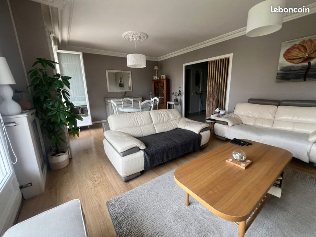 Appartement 5 pièces 92 m² · à Vénissieux · 92 m² · 260 000 €