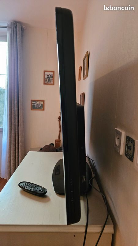 Televiseur /105 (image 3)