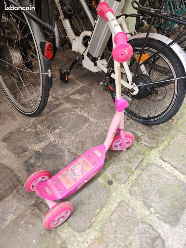 Trotinette 3 roues rose (image 2)