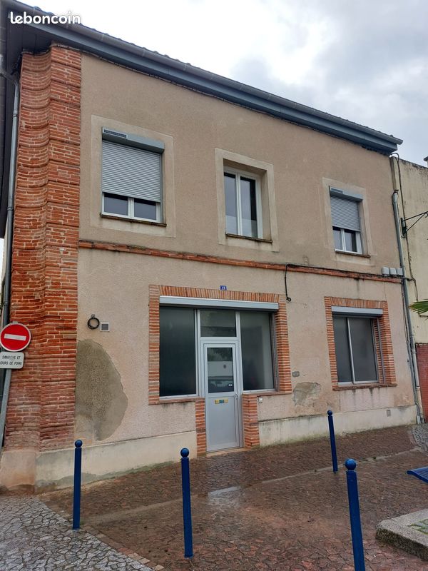 Appartement 4 pièces 80 m² · à Moissac · 80 m² · 750 €