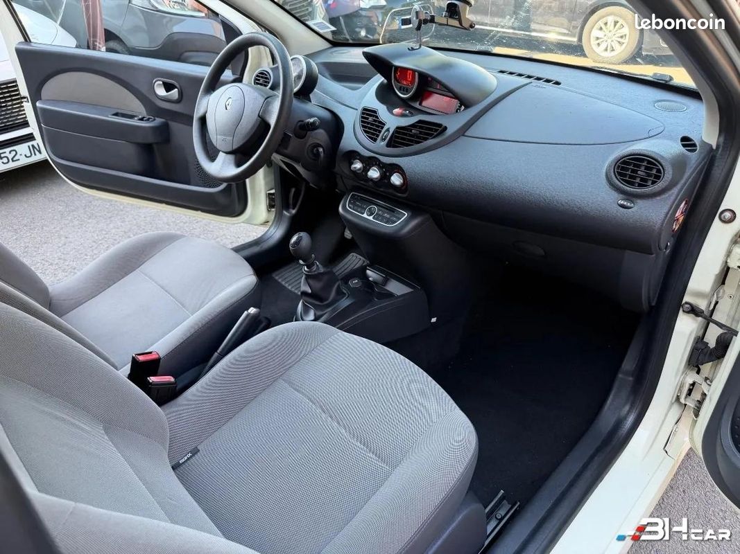 Renault Twingo 1.2 75 DYNAMIQUE (image 11)