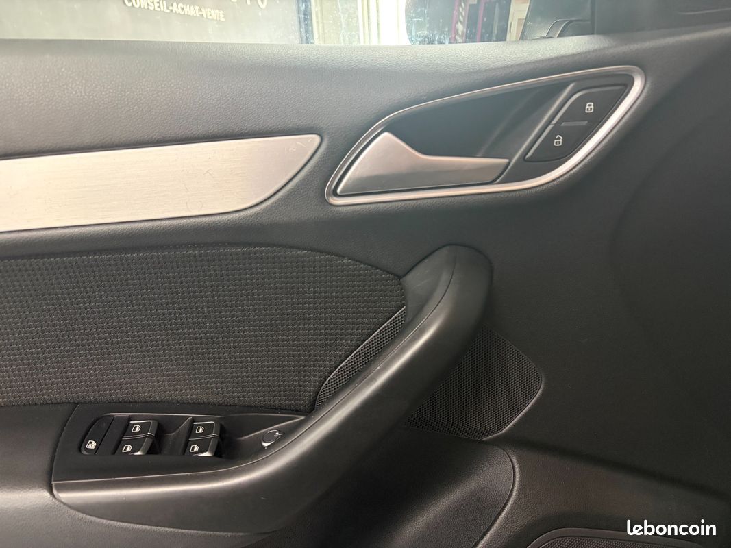 AUDI Q3 Q3 2.0 TDI 120 ch S line (image 38)