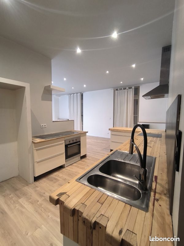 Appartement 3 pièces 70 m² · à Andrézieux-Bouthéon · 70 m² · 750 €