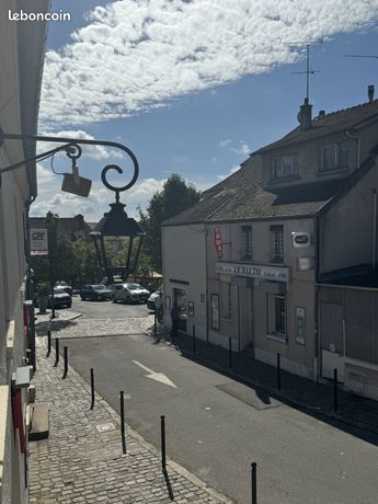 https://img.leboncoin.fr/api/v1/lbcpb1/images/70/8a/db/708adb04883e7eed45d64edc7d7a734d49cdbcc3.jpg?rule=ad-image