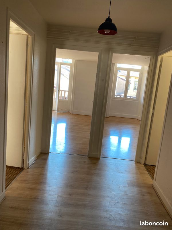 Appartement 4 pièces 87 m² · à Aurillac · 87 m² · 98 000 €