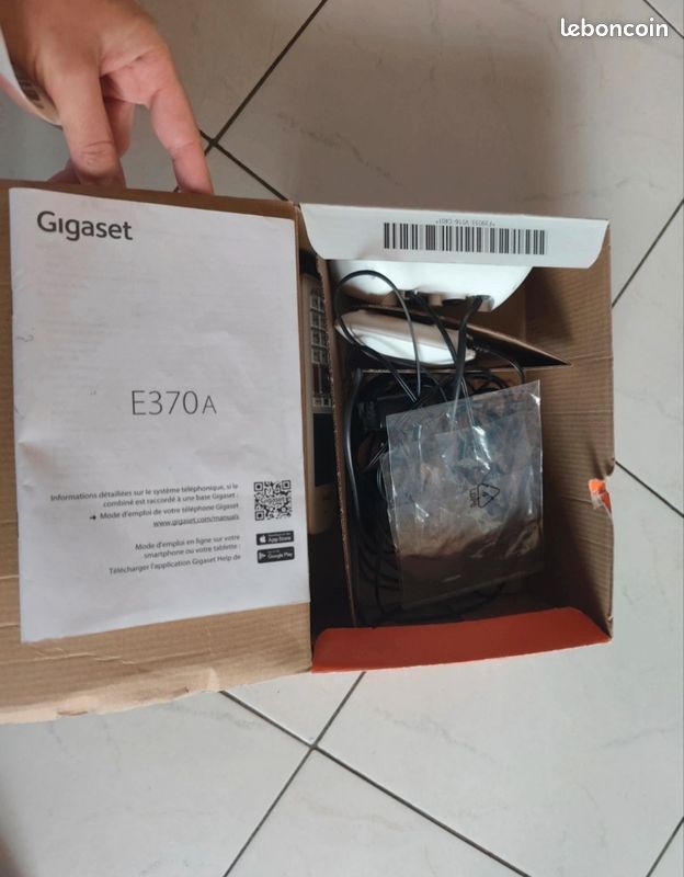 Téléphone fixe sans fil senior Gigaset E370A avec répondeur - Blanc (image 2)