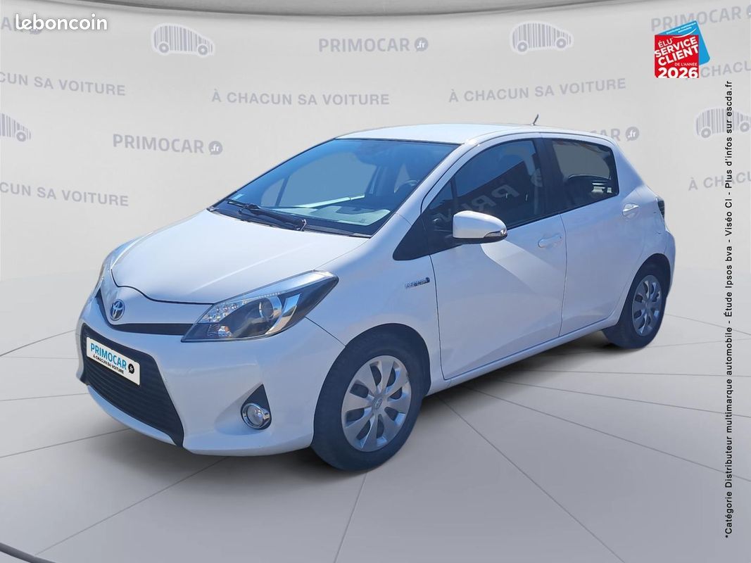 Toyota Yaris HSD 100h Dynamic 5p (image 1)
