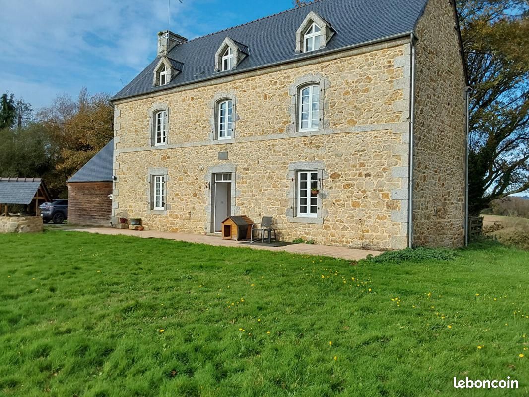 Maison 5 pièces 171 m² · à Glomel · 171 m² · 246 000 €