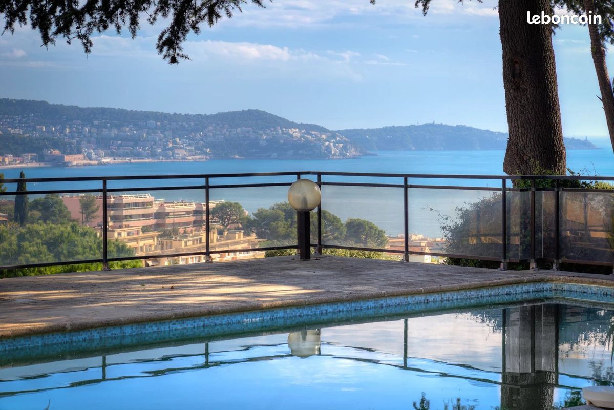 Maison 6 pièces 302 m² · à Nice · 302 m² · 1 690 000 €