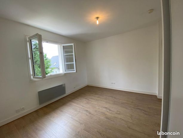 Studio 1 pièce 26 m²