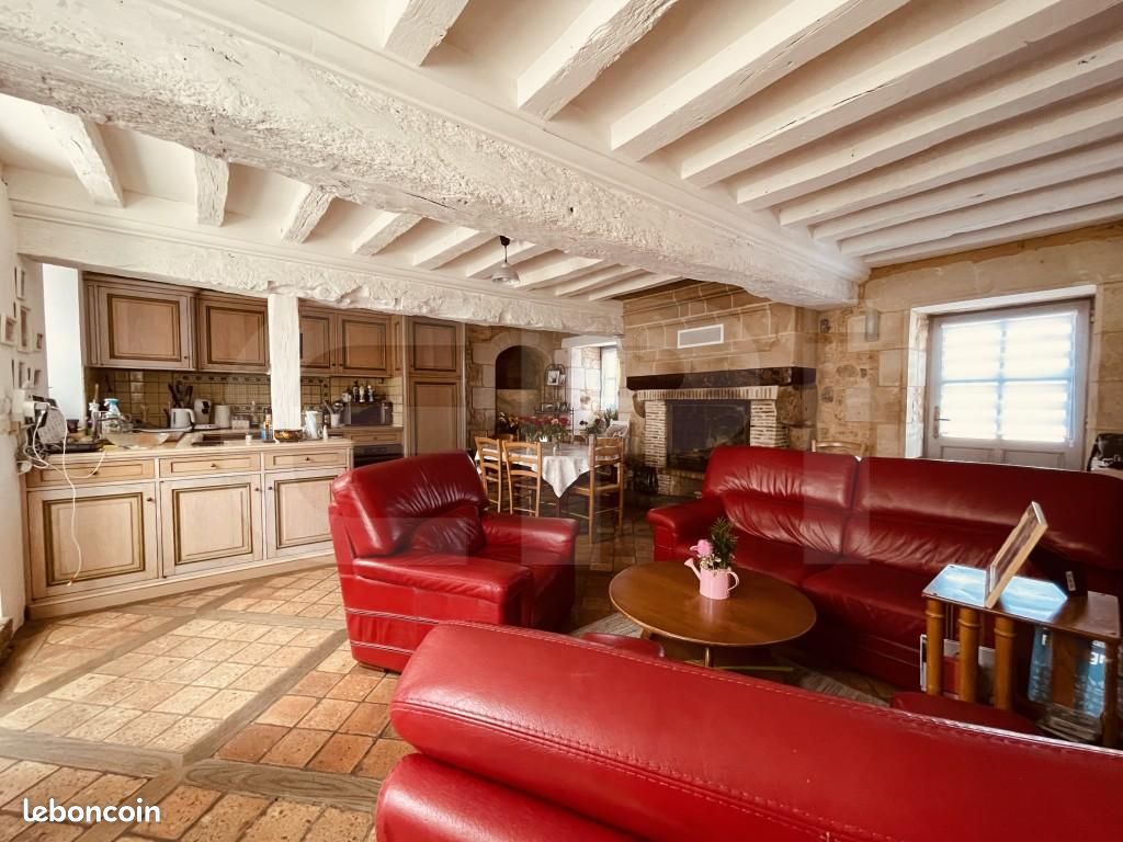 Château 8 pièces 170 m² - Saint-Jacques-de-Thouars 79100 (image principale 9)