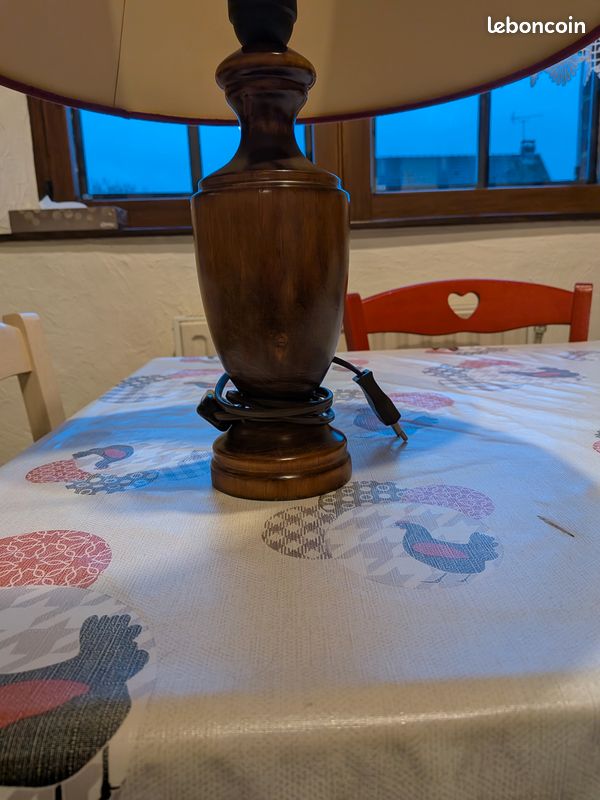 Lampe avec abat jour (image 3)
