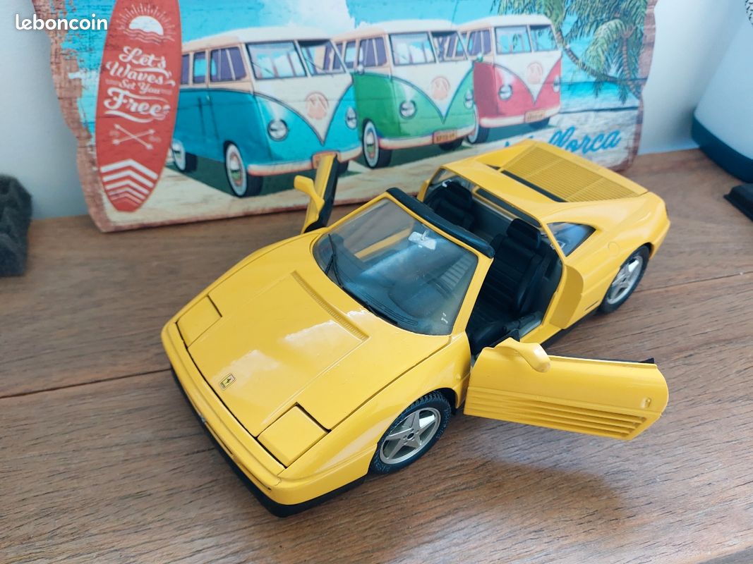Ferrari 348 TS Cabriolet Jaune Mira 1/18 – Miniature Collection Avec Défaut