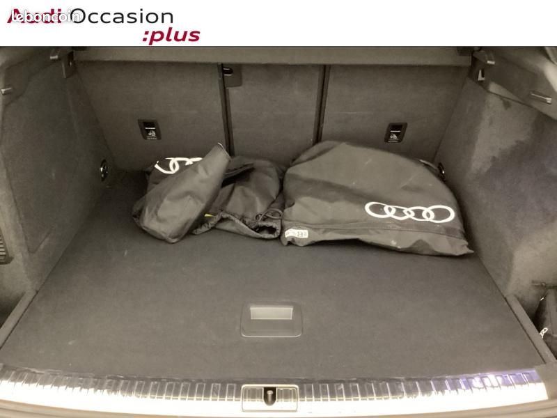 Audi Q3 45 TFSI e 245ch S line S tronic 6 (image 16)