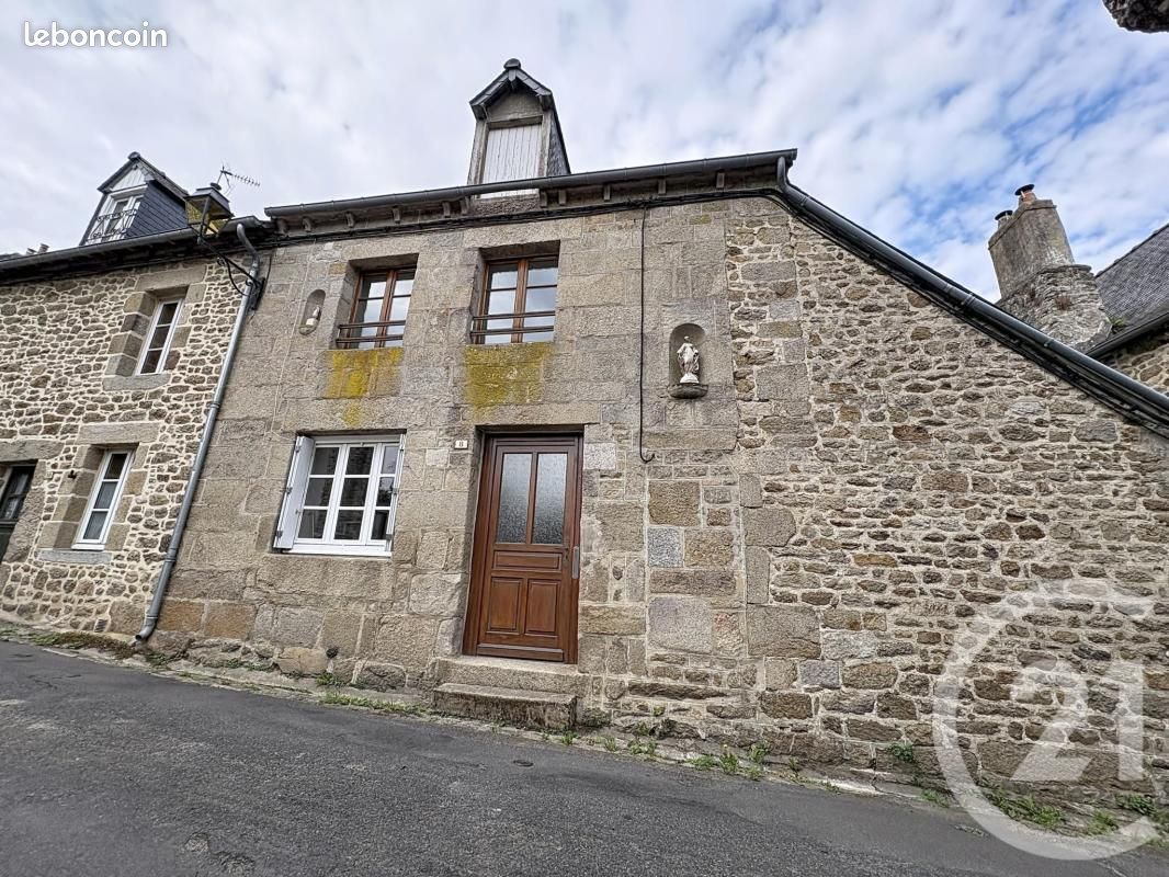 Maison 3 pièces 83 m² · à Bréhand · 83 m² · 107 000 €