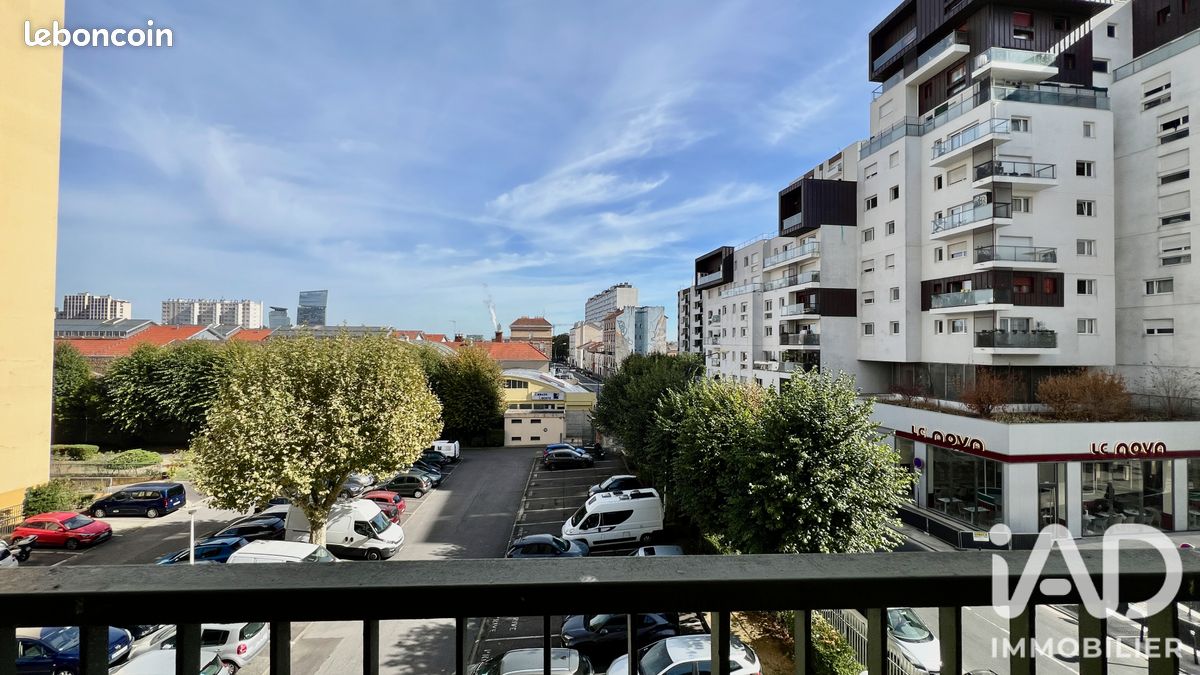 Appartement 2 pièces 55 m² · à Ivry-sur-Seine · 55 m² · 245 000 €