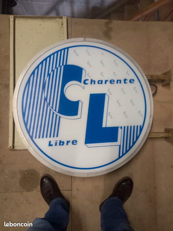 Enseigne Lumineuse Charente Libre (image 1)