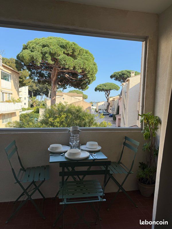 Appartement 1 pièce 25 m² · à Hyères · 25 m² · 580 €