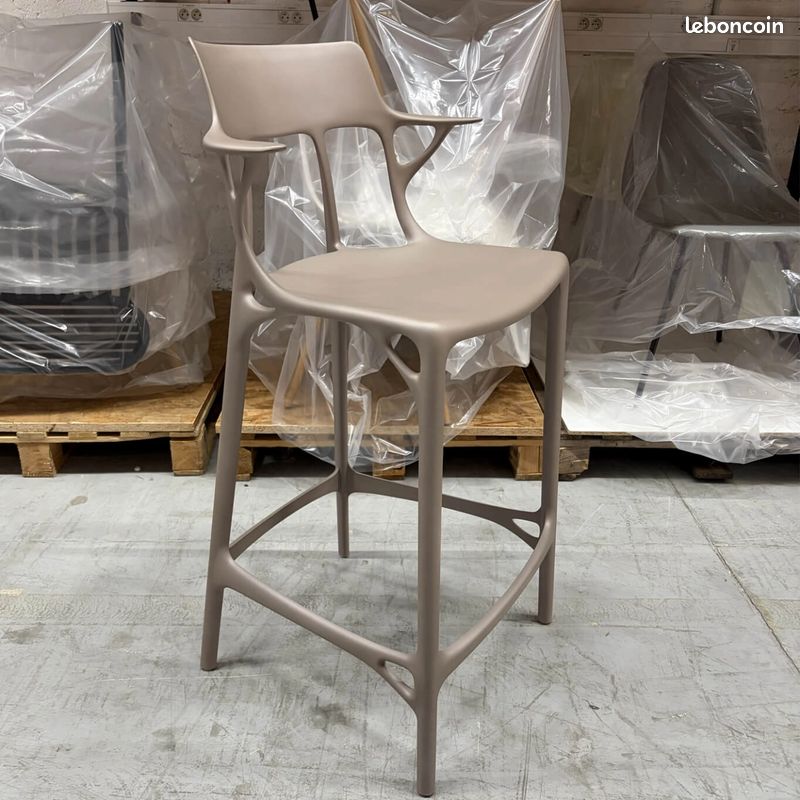 DIRECT MAGASIN - 3 Tabourets hauts KARTELL A.I. RECYCLED Gris - Prix unitaire - LIVRAISON OFFERTE (image 2)