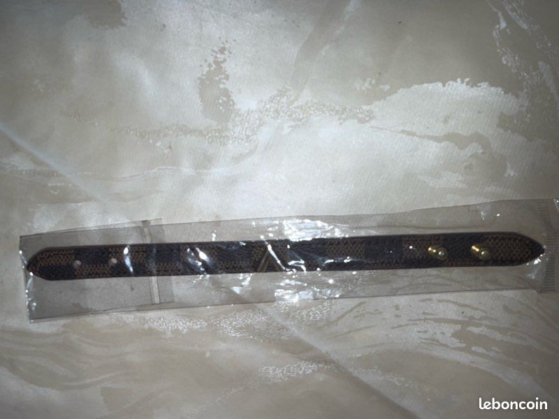 Bracelet en cuir inspiration LV et diesel (image 4)