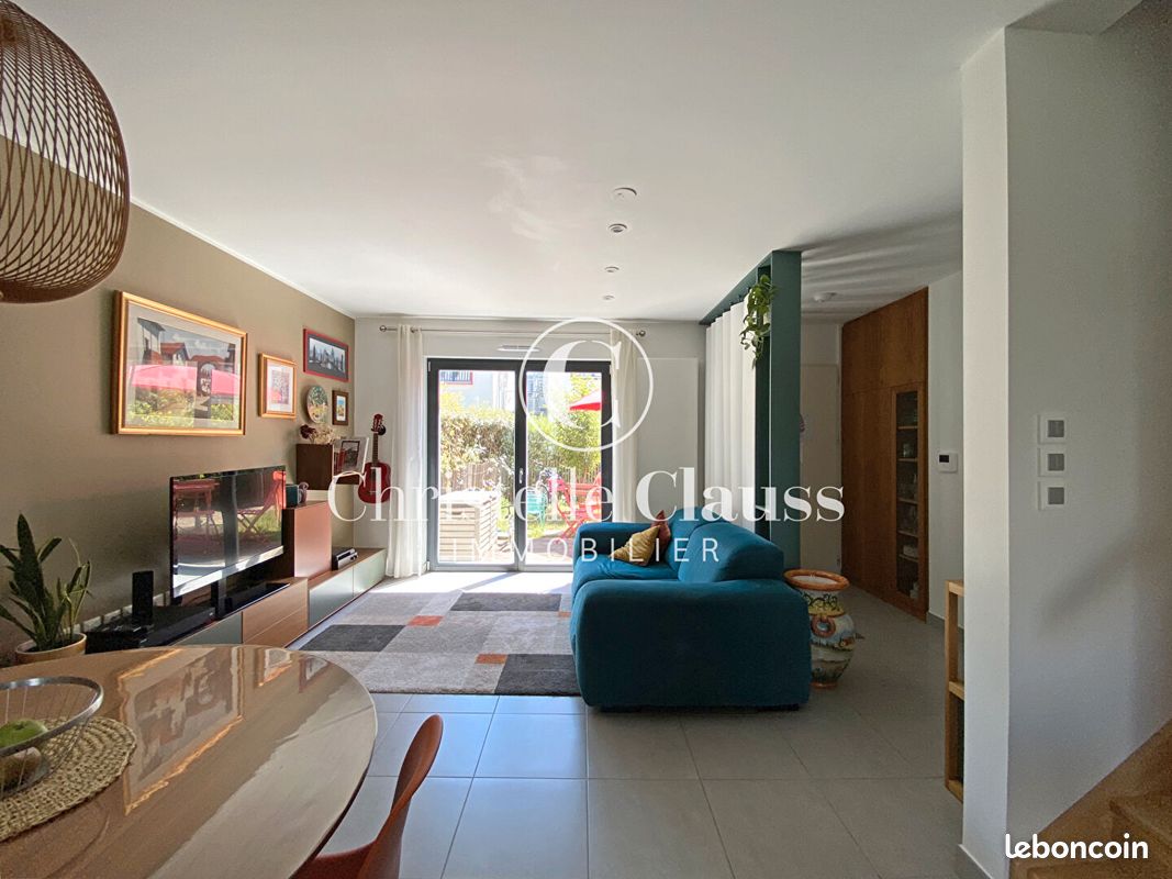 Appartement 4 pièces 90 m² · à Ostwald · 90 m² · 285 000 €