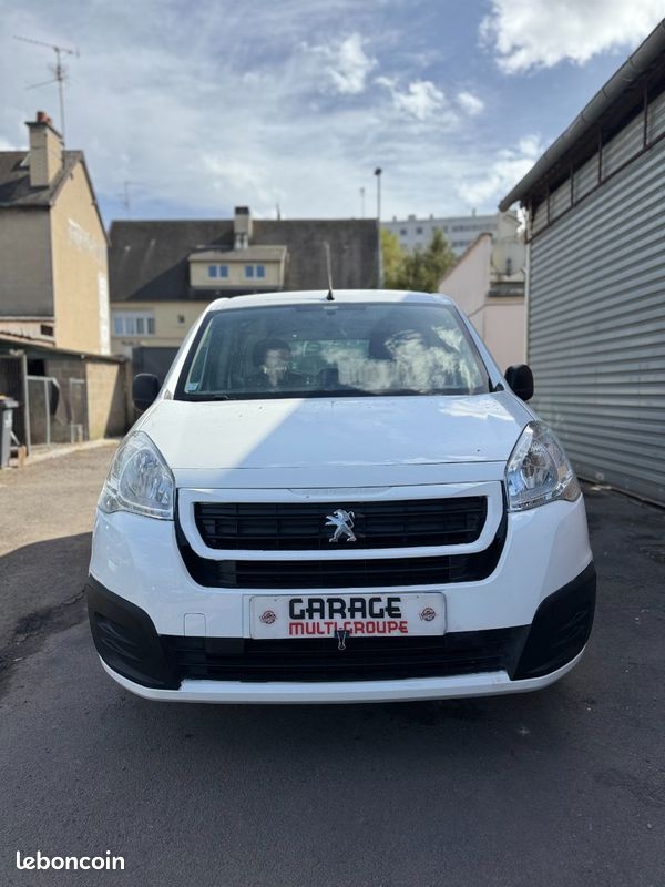 Peugeot Partner Tepee 1.6 Blue-HDi 100CH Active (image 2)