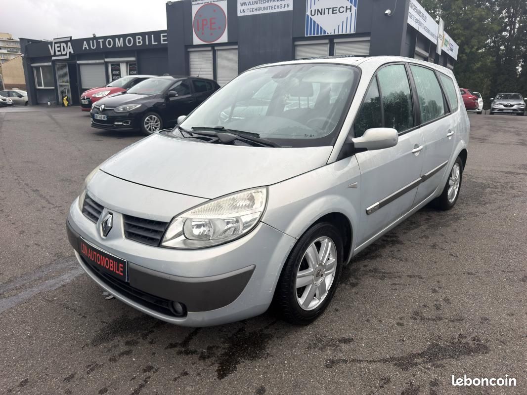 Renault Scénic II (J84) 2.0 16v 136ch Luxe Dynamique (image 1)