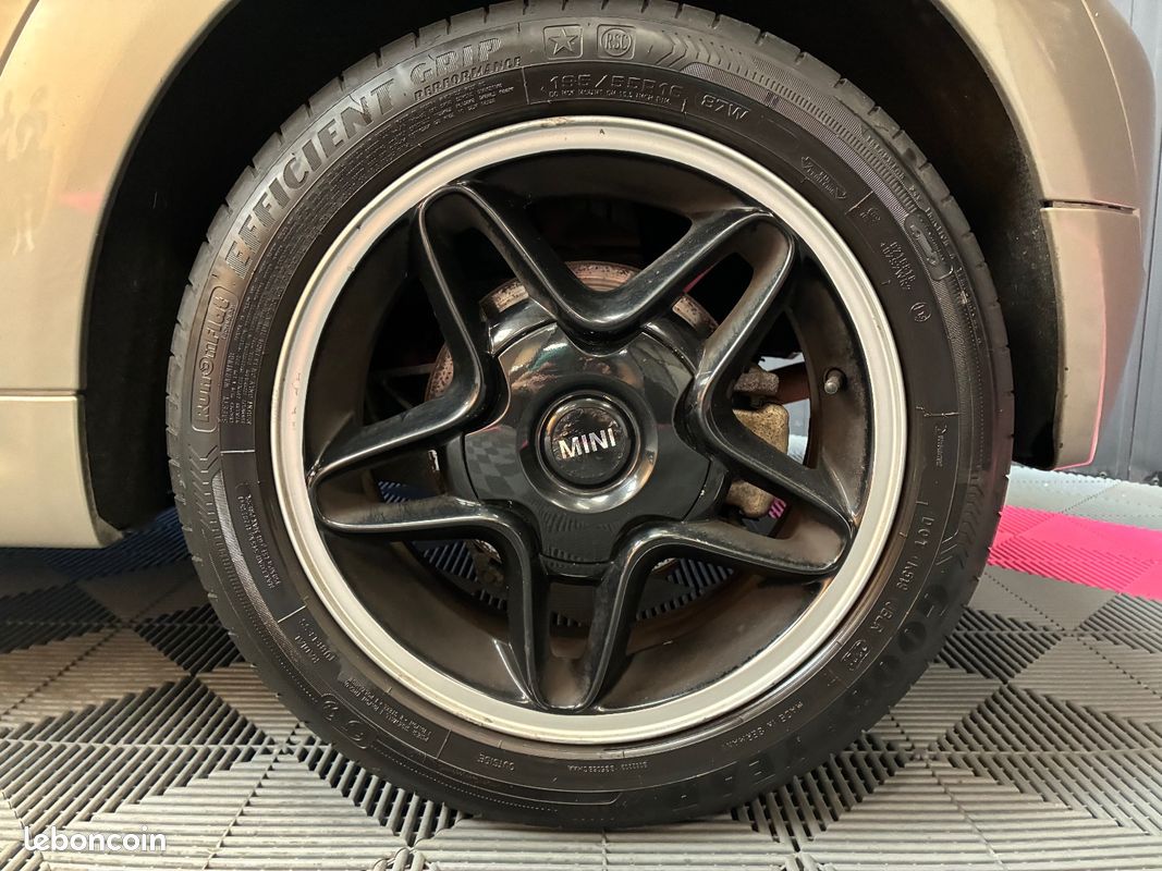 MINI MINI 1.6i - 170 Cooper S / INT CUIR ROUGE (image 27)
