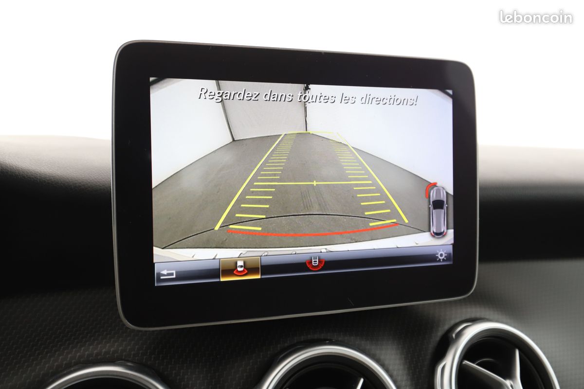 Mercedes-Benz GLA 200 d Inspiration 7G-DCT 136 ch (image 23)