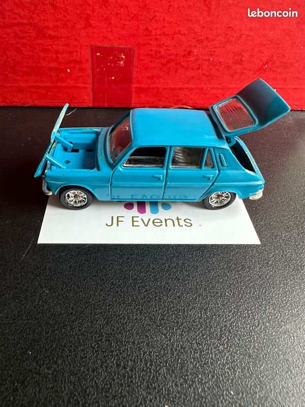 Simca 1100 TI bleue de 1975 – Voiture miniature 1/43